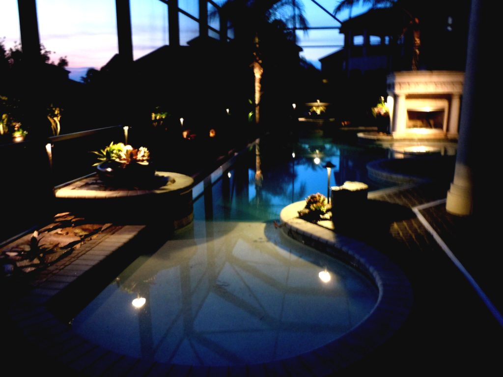 Beautiful Pool Lanai
