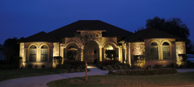 Outdoor lighting of a house